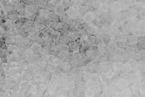 A dermatologist-recommended ingredient, L-Ascorbic Acid is frequently used in anti-aging skincare products to improve radiance and skin texture
