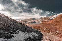 Image by Jezael Melgoza