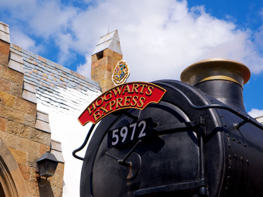 ✔️Fact: Twelve publishers rejected J.K. Rowling’s original Harry Potter!!