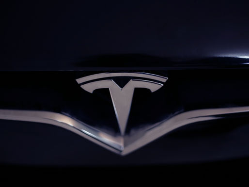 Elon Musk förutspår 50% högre batterikapacitet