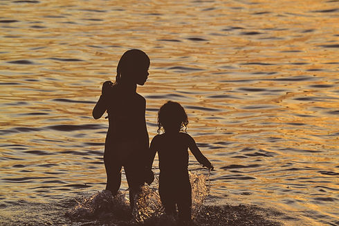 Image by delfi de la Rua