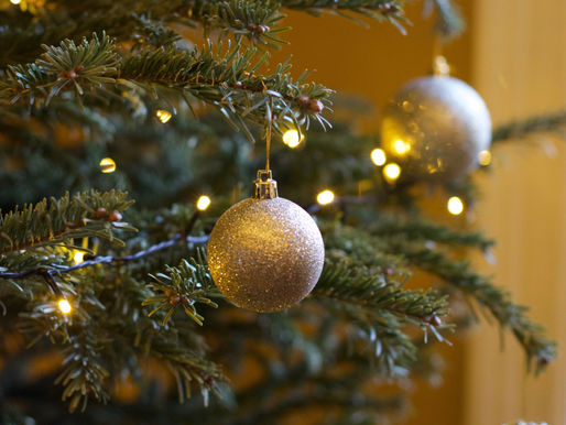 placing your christmas tree using feng shui