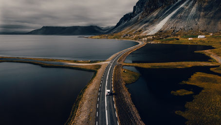 Les plus beaux road trips en Europe du Nord : le guide complet