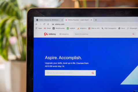 Learn on Your Terms: How Udemy Turns Curiosity Into Real Skills 📚✨