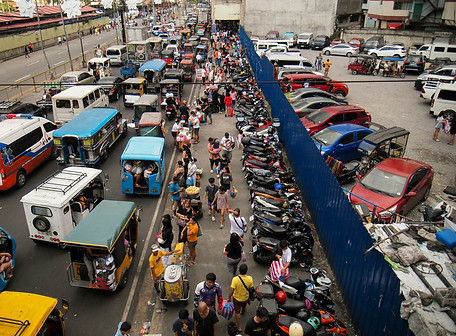 Image by Alvin Cabaltera