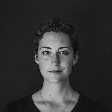 The Impact of Backgrounds in Portrait Photography
