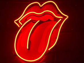Tongue Brushing: 6 Reasons Not to Ignore Your Tongue When Brushing