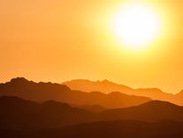 3 Reasons you don't resonate with your Sun sign