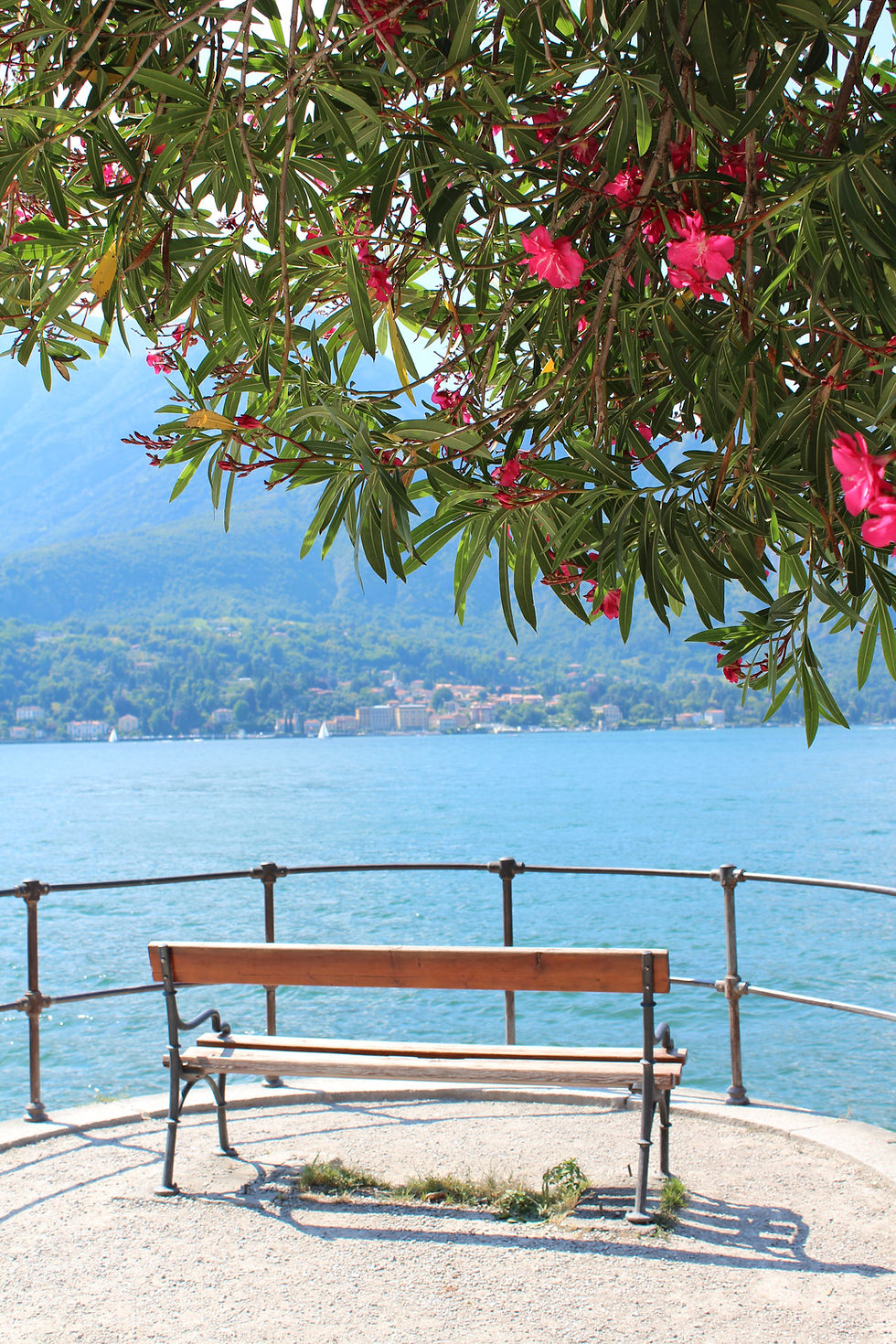 Lake Como in 2 days. View of Lake como
