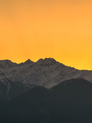 Exploring the Majestic Beauty of Panchachuli Glacier