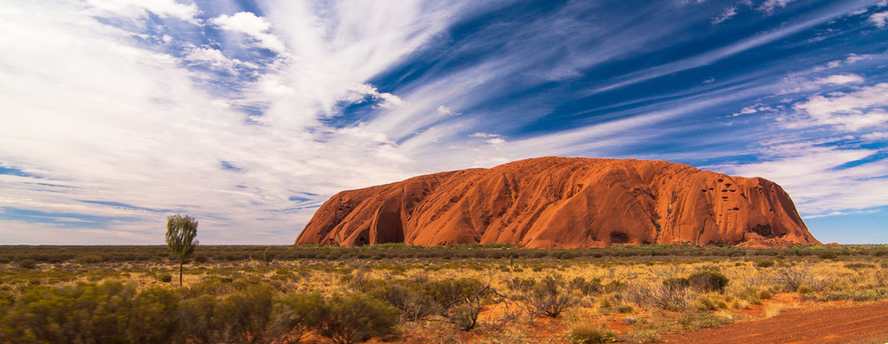 Uluru, Ayers Rock, what to visit in Australia, tours to Australia, guide in Australia