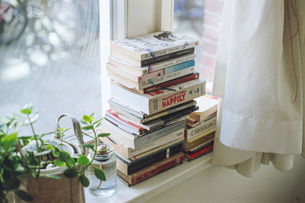 Level Up Your Life: How to Crush Your Reading Goals (and Actually Finish Those Books!)