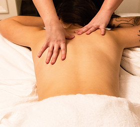 Massage par Flavia DESSIGNORI