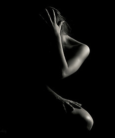 Image by Alexander Krivitskiy