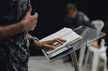 Image by Nycholas Benaia