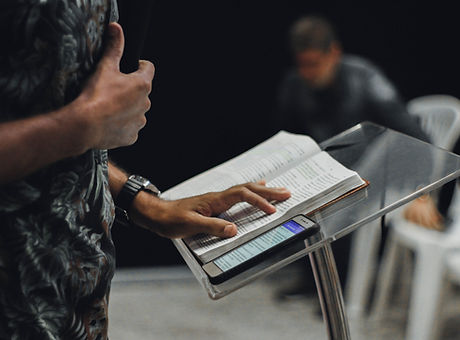 Image by Nycholas Benaia