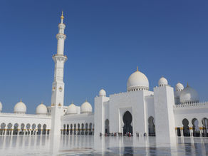 Abu Dhabi: A Journey Between Luxury, History and Adventure