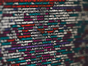 Governo destina verba publicitária a canais de conteúdo inadequado, diz CPMI