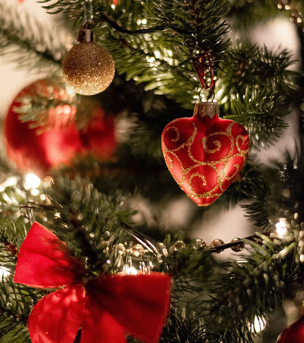 DIY Christmas tree decoration with kids