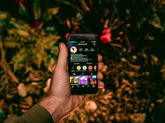 The dictatorship of social media: Exploited bodies, fractured minds and a society trapped in its own reflection