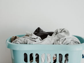 23 Simple Laundry Tips + FREE Laundry Schedule Printable!