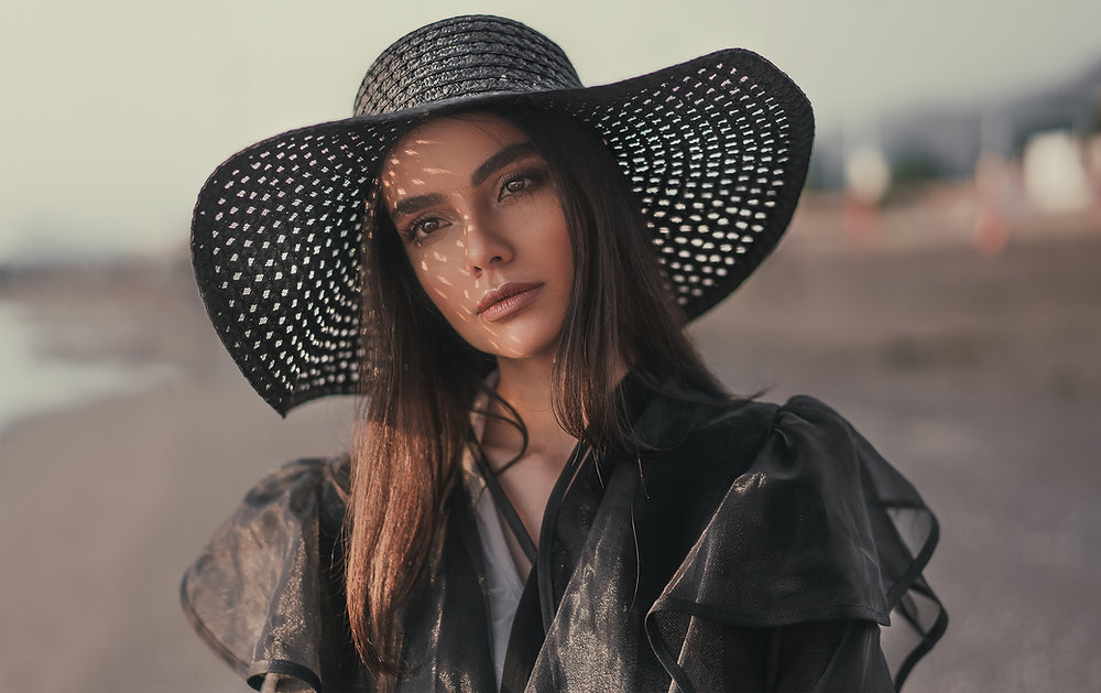 Chic Horizons: Unveiling Women's Fashion Trends for a Stylish 2024