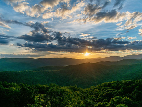 The Ultimate Guide to the Appalachian Trail: Gear, Guides & More