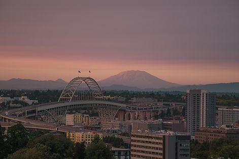 Image by Elena Kuchko