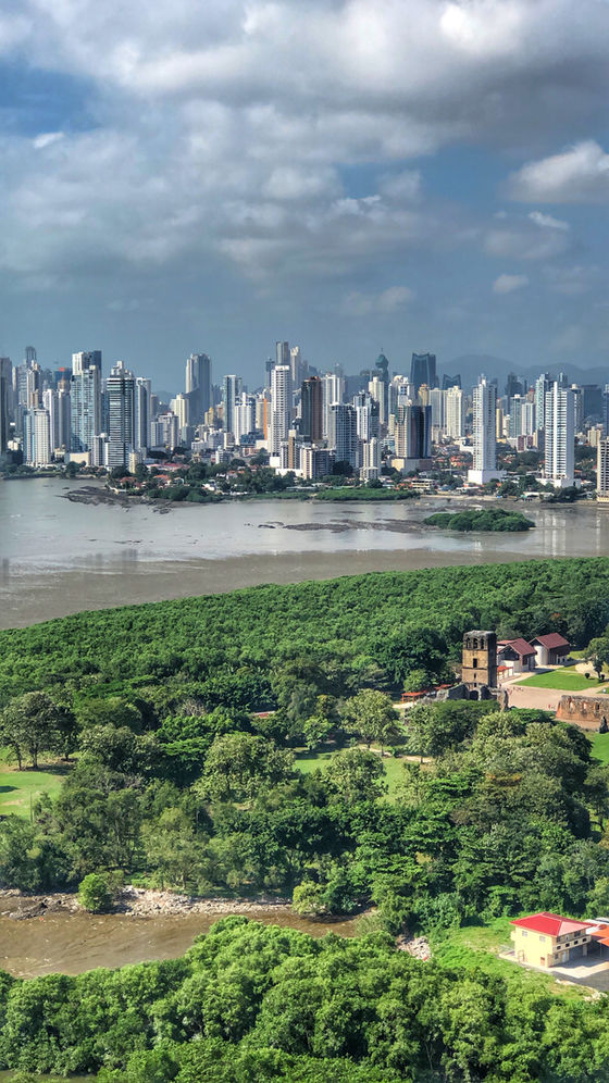 How to Read a Map: the Panamanian Isthmus and Global Trade Routes