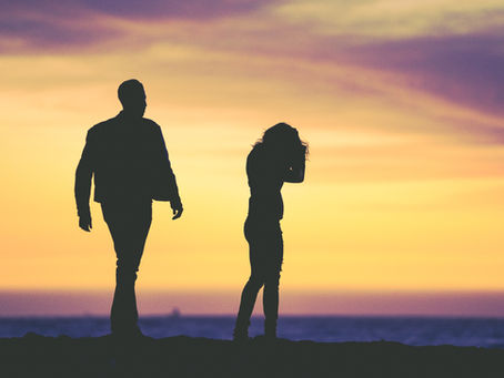 ESL Beginners: A Comprehensive Breakdown of the Phrasal Verb 'Break Up'