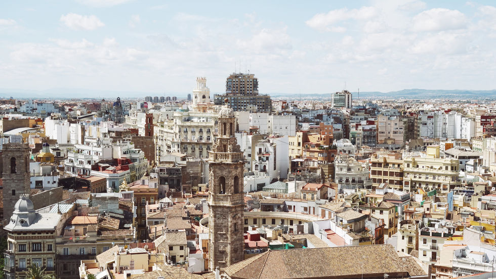 Guía completa con las mejores opciones financieras para adquirir una vivienda o inversión en Valencia