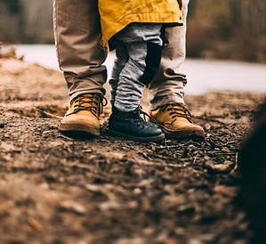 Vater und Sohn Füße