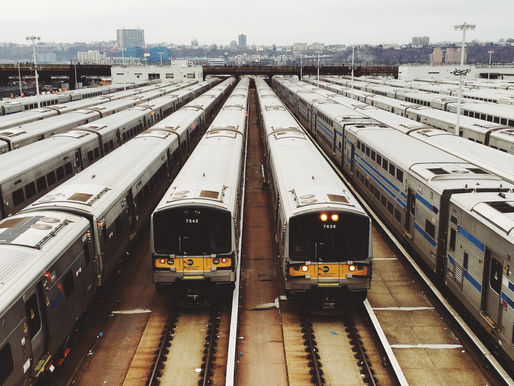 Inauguración del primer ferrocarril subterráneo de América