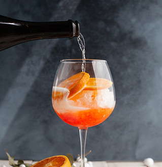 Image by Victoria Shes