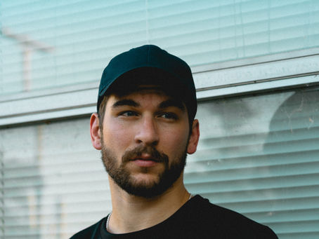 Discover the Perfect Dad Hat: Timeless Style and Comfort with The Captain's Hat