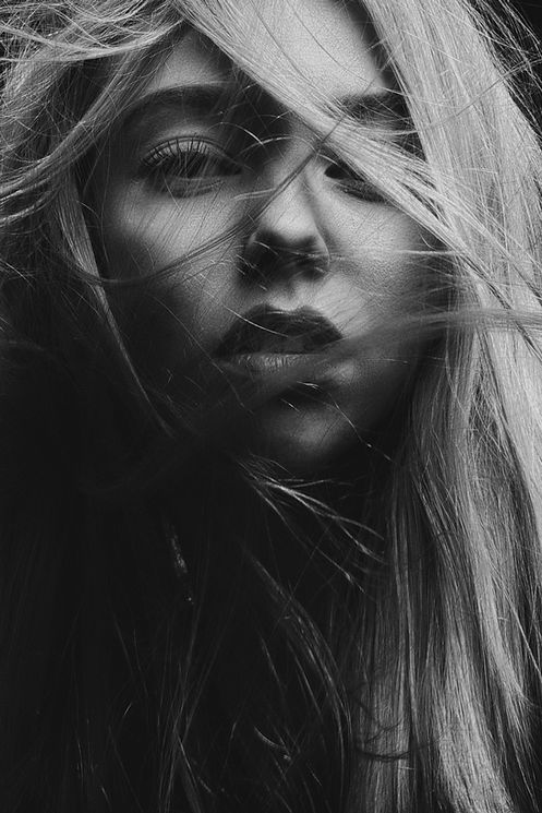 Image by Alexander Krivitskiy