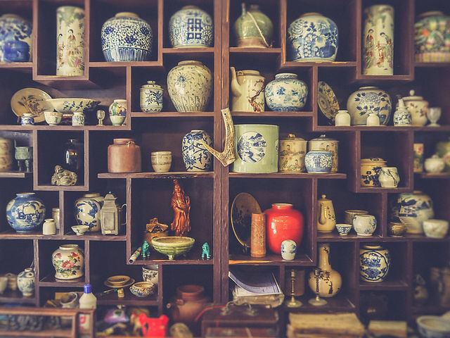 骨董品 不用品 買取専門店 |創業50年で数十万点の買取実績！安心と信頼