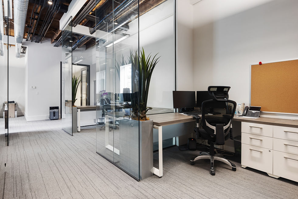 The Unseen Divide: Exploring the Distinctions Between Virtual and Traditional Office Space