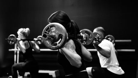 Lifting Lighter Weights Can Also Build Muscle