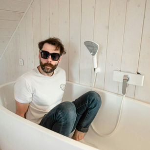 Odeurs intimes chez l'homme : causes, solutions et ce qu'il ne faut jamais faire
