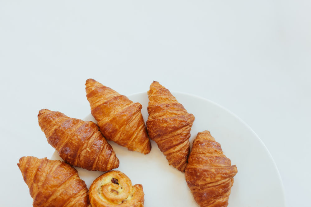 croissant easy breakfast idea healthy on the go