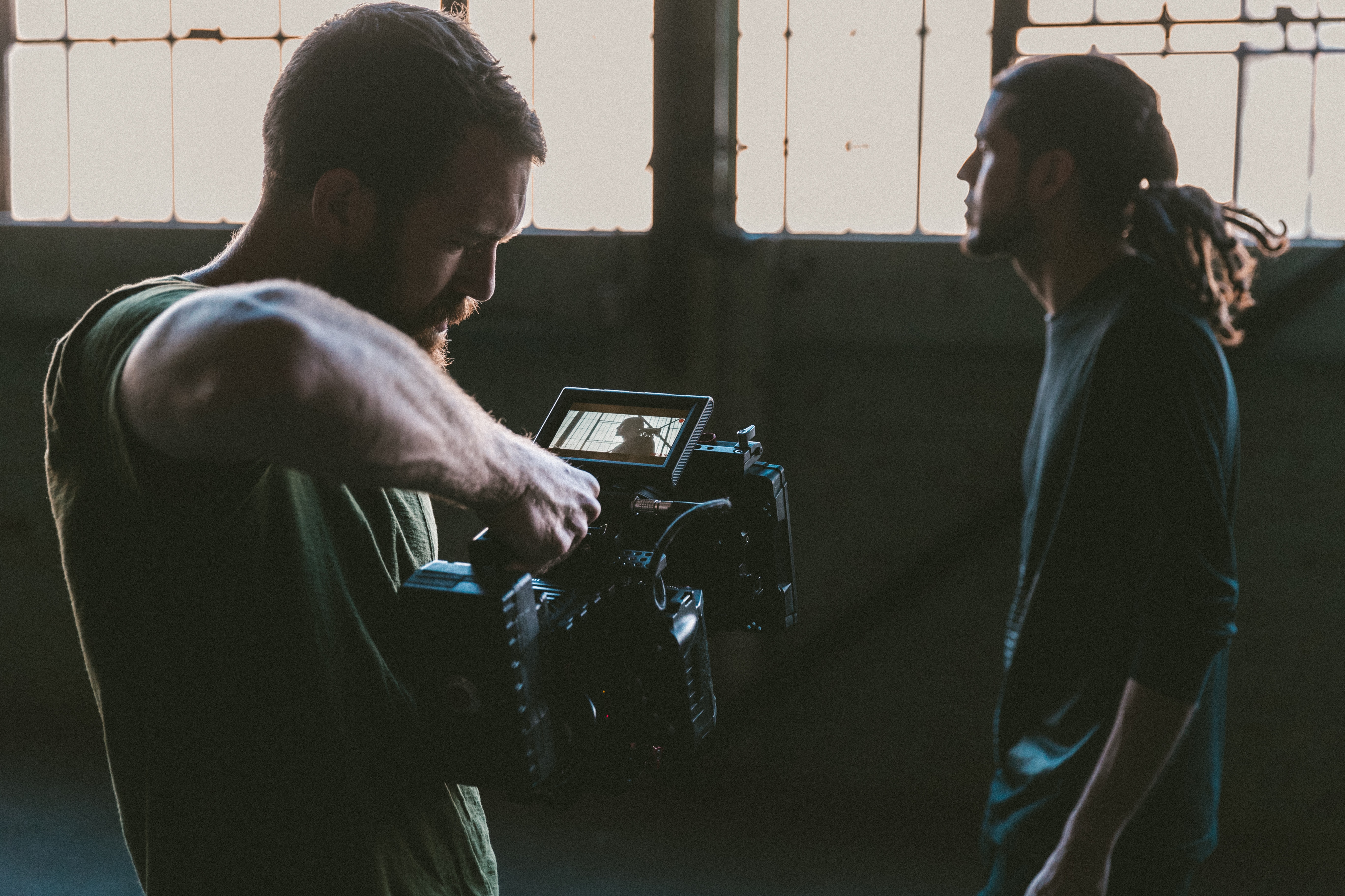 Hiring Video Crews as Contractors in Arizona: A Comprehensive Guide