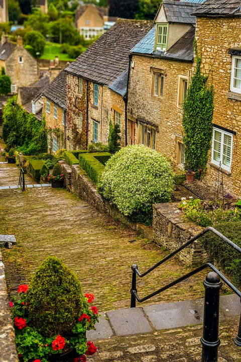 Tetbury village, homes for sale in Gloucestershire.