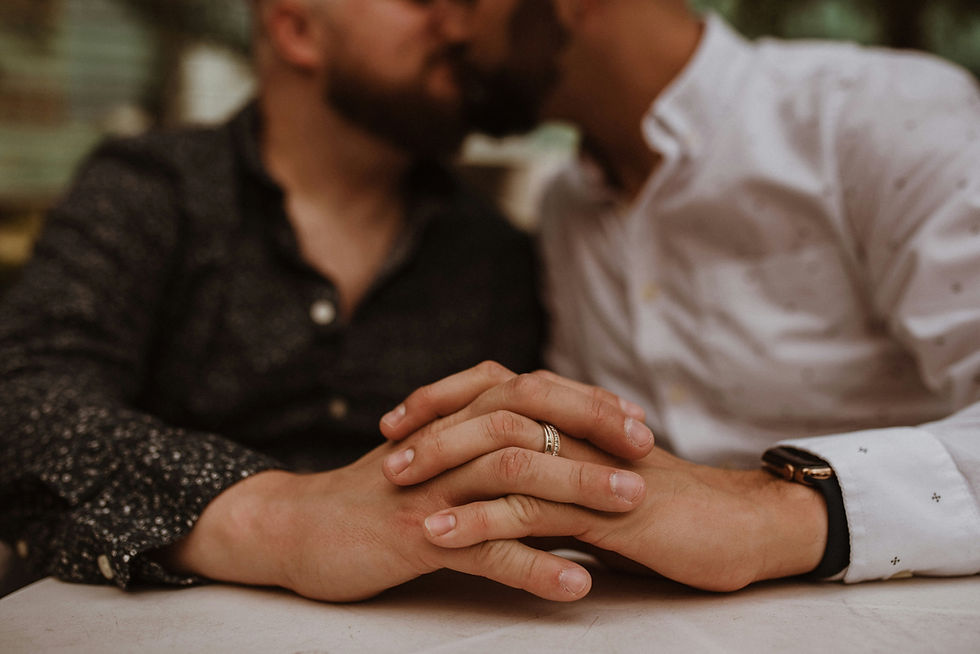 un couple gay qui s'aime