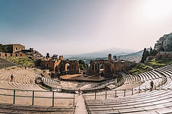 Catania: tour del monte Etna e di Taormina con degustazione di cibo locale
