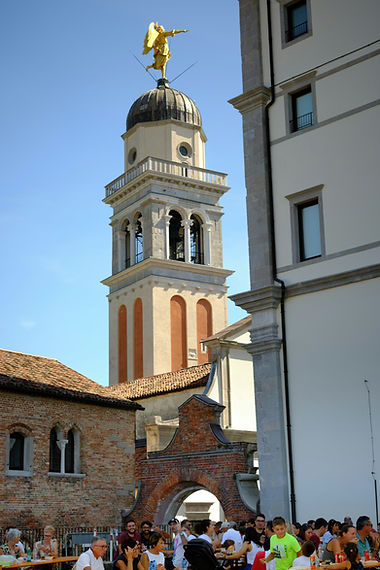 Image by Clary Garcia