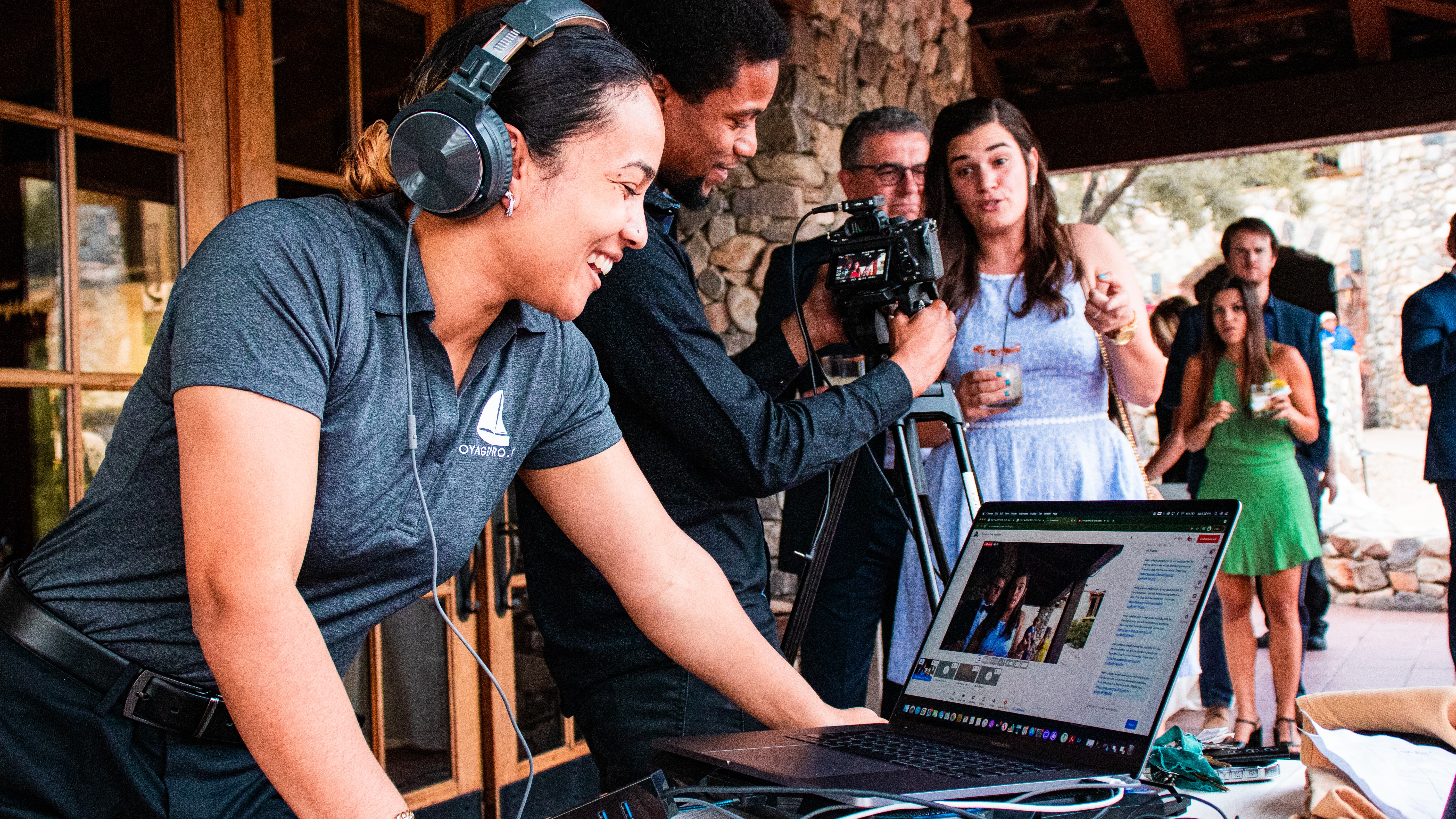 Maximizing Event Reach: The Benefits of Combining In-Person and Virtual Experiences with Live Stream