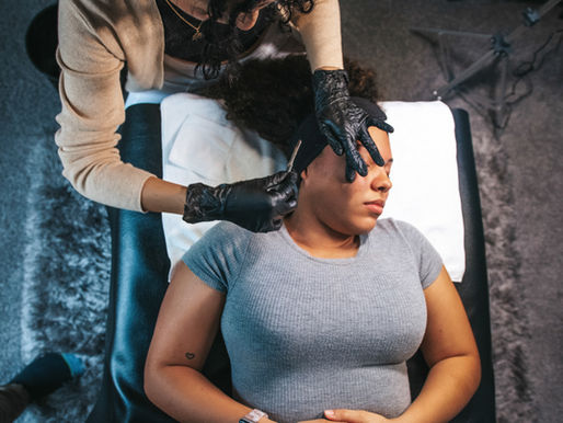 Is Dermaplaning the Key to Glowing Skin? Exploring the Skincare Benefits