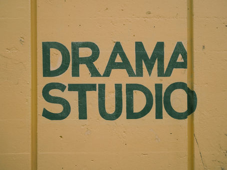 TV Show Development: 6 Ways to Build a Hook into Your TV Series or Web Series Concept 