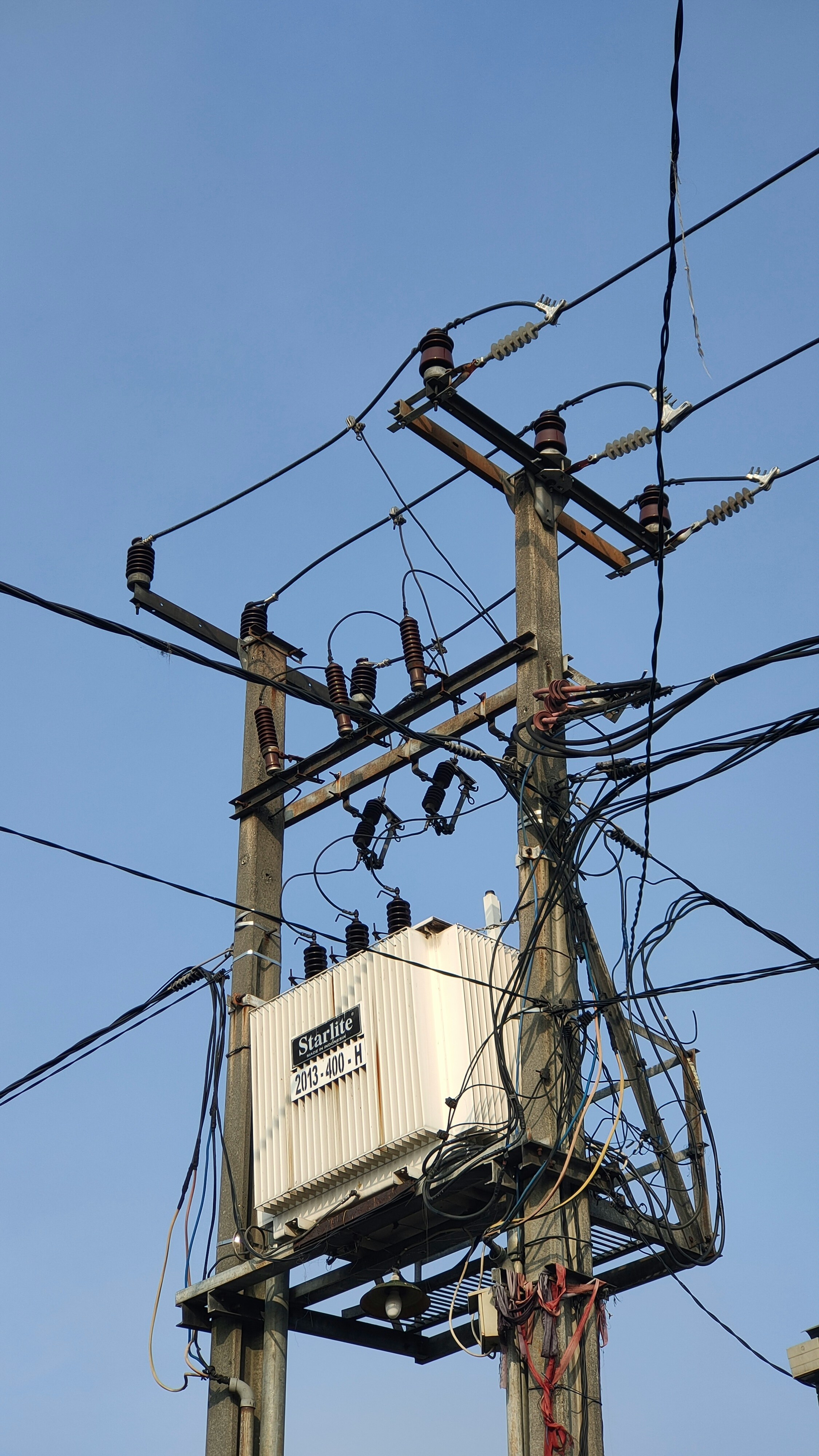 Restablecimiento casi total del servicio eléctrico en México tras lluvias